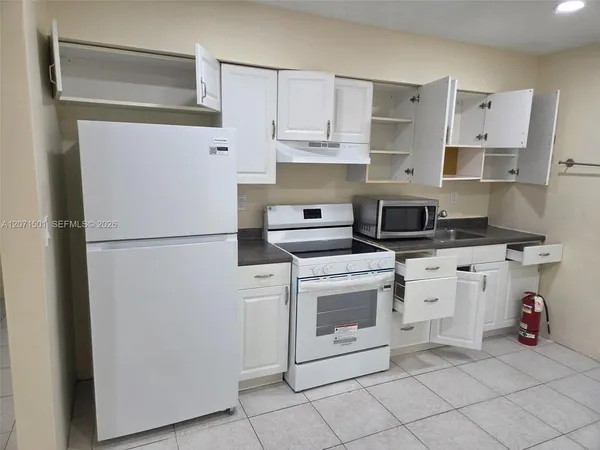 $2,100 | 6050 Southwest 34th Street, Unit 1, Miramar, FL 33023