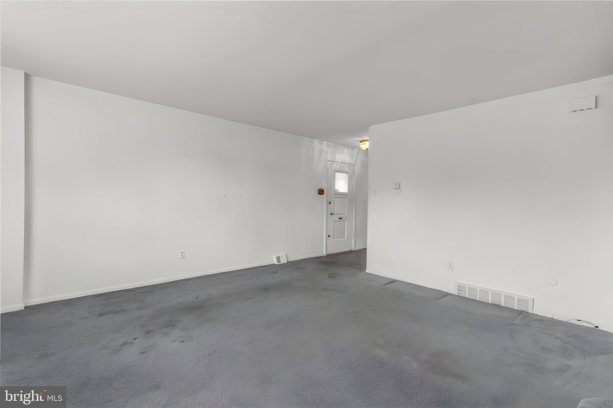 7450 Hill Road Philadelphia, PA 19128 - Photo 12 of 32