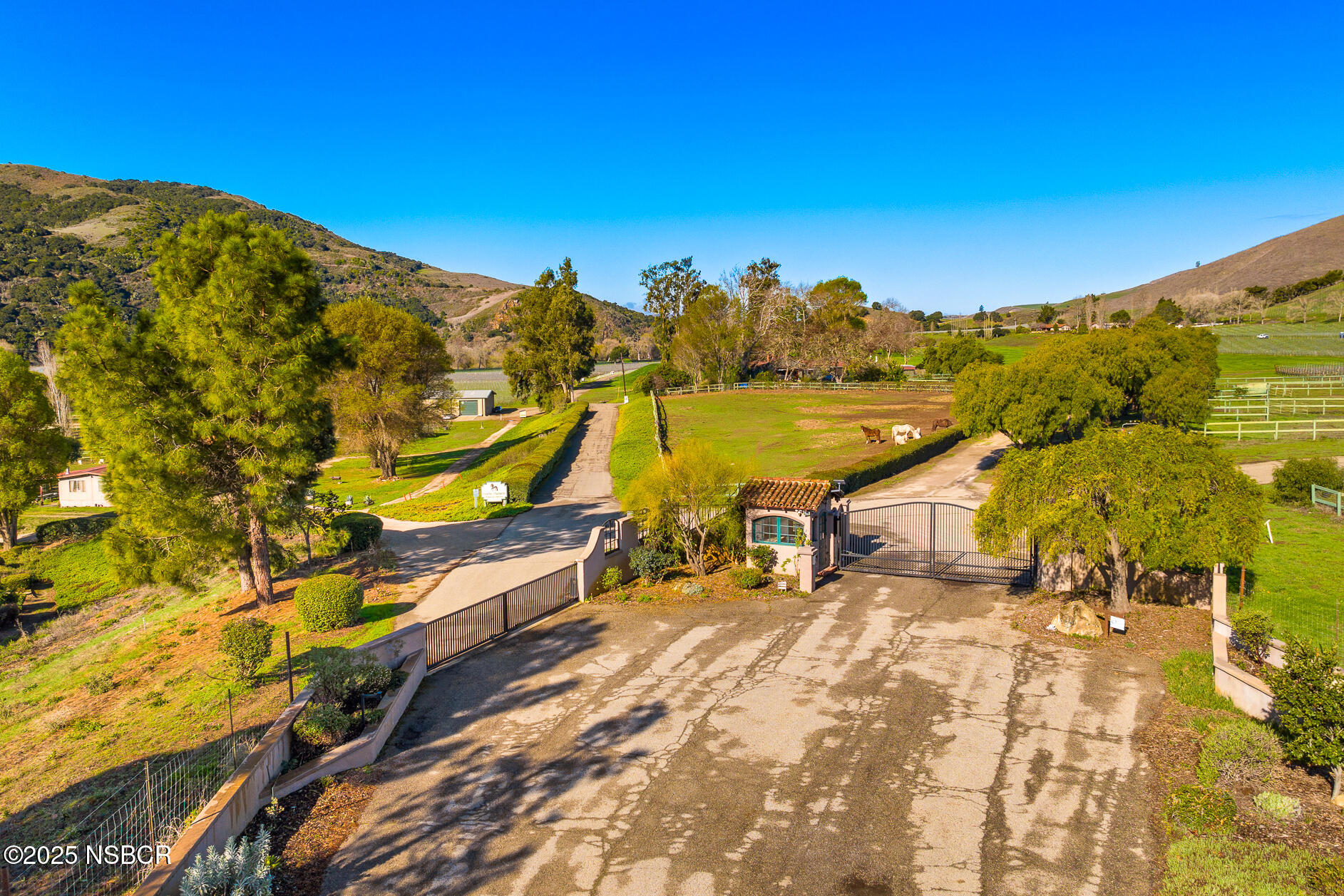 11 Mail Road Lompoc, CA 93436 - Photo 2 of 34 Upper Entrance through Seasmoke Winery