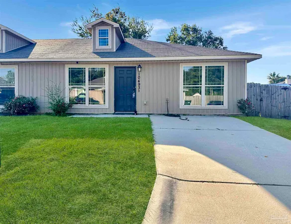 $1,525 | 10493 River Birch Drive, Unit B, Pensacola, FL 32534