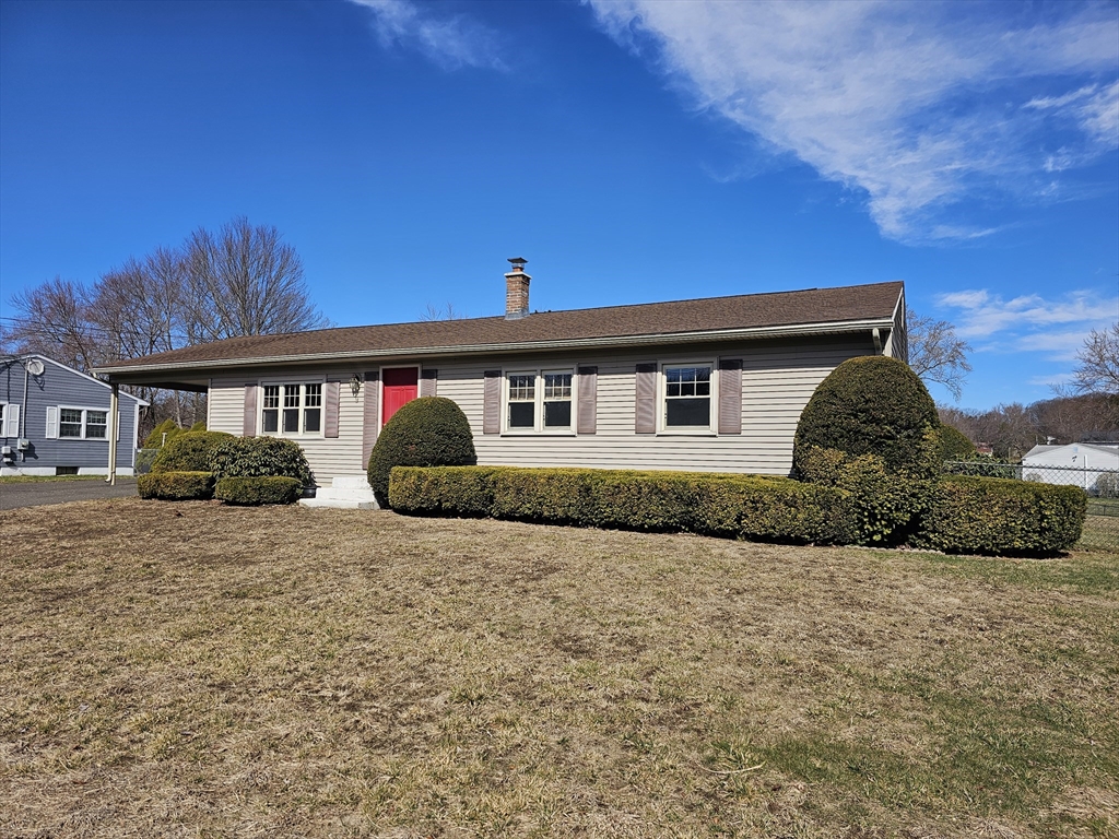 9 Upland Road Holyoke, MA 01040 - Photo 1 of 31 Gallery Image 1