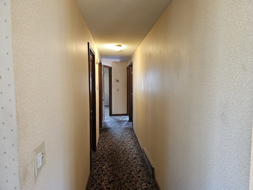9 Upland Road Holyoke, MA 01040 - Photo 13 of 31 Gallery Image 13
