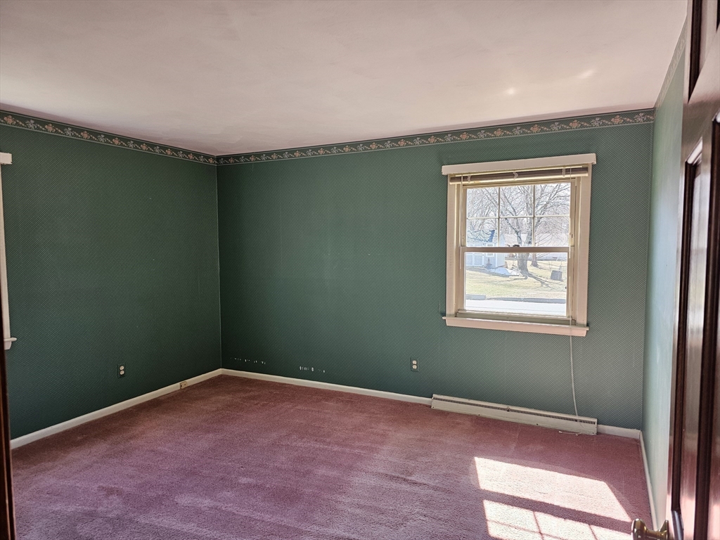 9 Upland Road Holyoke, MA 01040 - Photo 21 of 31 Gallery Image 21
