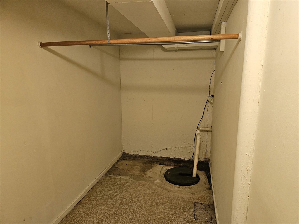 9 Upland Road Holyoke, MA 01040 - Photo 24 of 31 Gallery Image 24