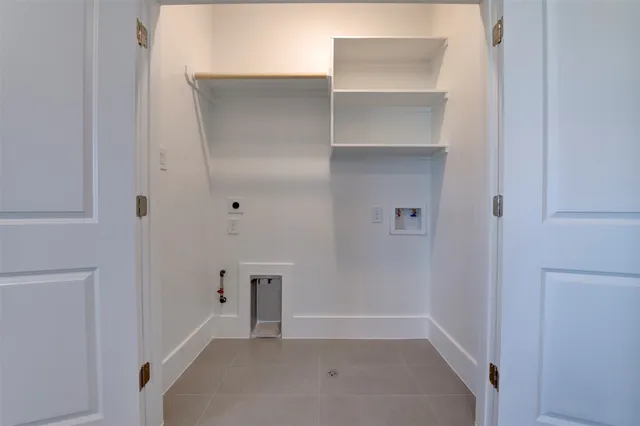 $495,000 | 5144 Rosslyn Road, Houston, TX 77018