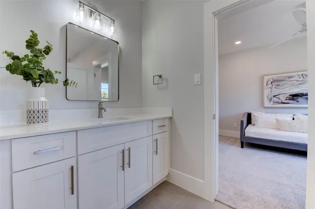 $495,000 | 5144 Rosslyn Road, Houston, TX 77018