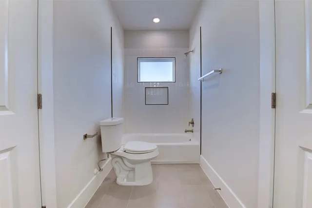 $495,000 | 5144 Rosslyn Road, Houston, TX 77018