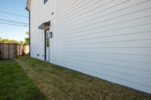 $495,000 | 5144 Rosslyn Road, Houston, TX 77018