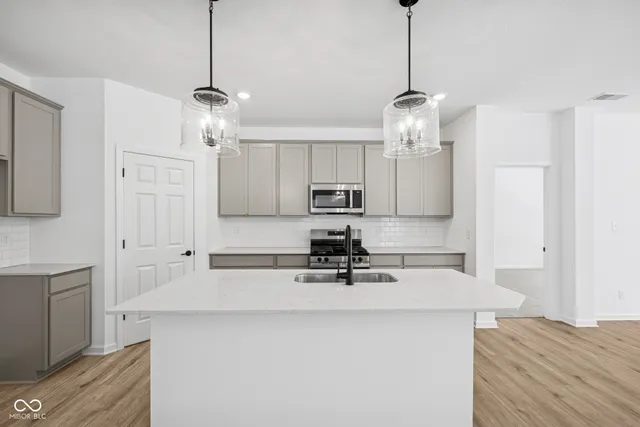 $312,990 | 5526 Aspen Wood Lane, Indianapolis, IN 46239