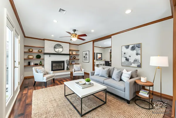 $575,000 | 515 Cimarron Drive West, Aurora, IL 60504