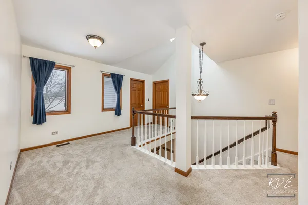 $575,000 | 515 Cimarron Drive West, Aurora, IL 60504