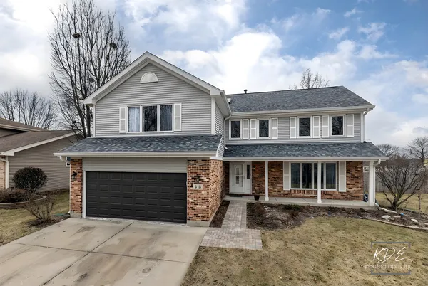 $575,000 | 515 Cimarron Drive West, Aurora, IL 60504