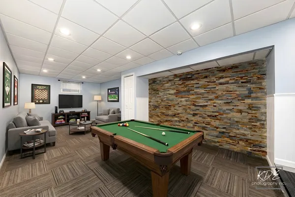 $575,000 | 515 Cimarron Drive West, Aurora, IL 60504