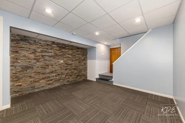 $575,000 | 515 Cimarron Drive West, Aurora, IL 60504