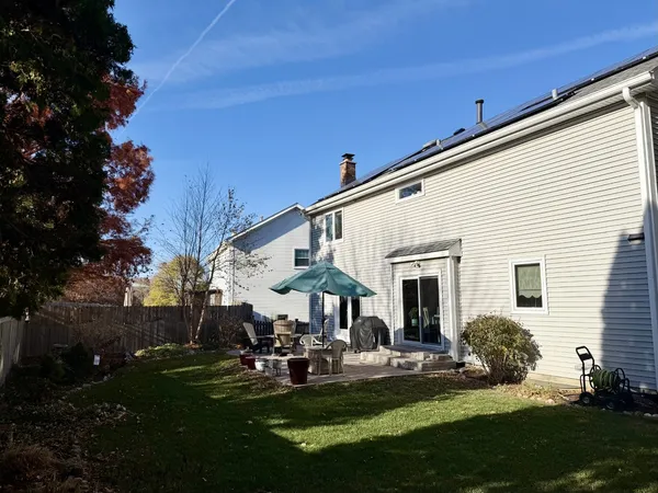 $575,000 | 515 Cimarron Drive West, Aurora, IL 60504