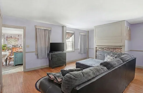 $730,000 | 650 Central Turnpike, Sutton, MA 01590