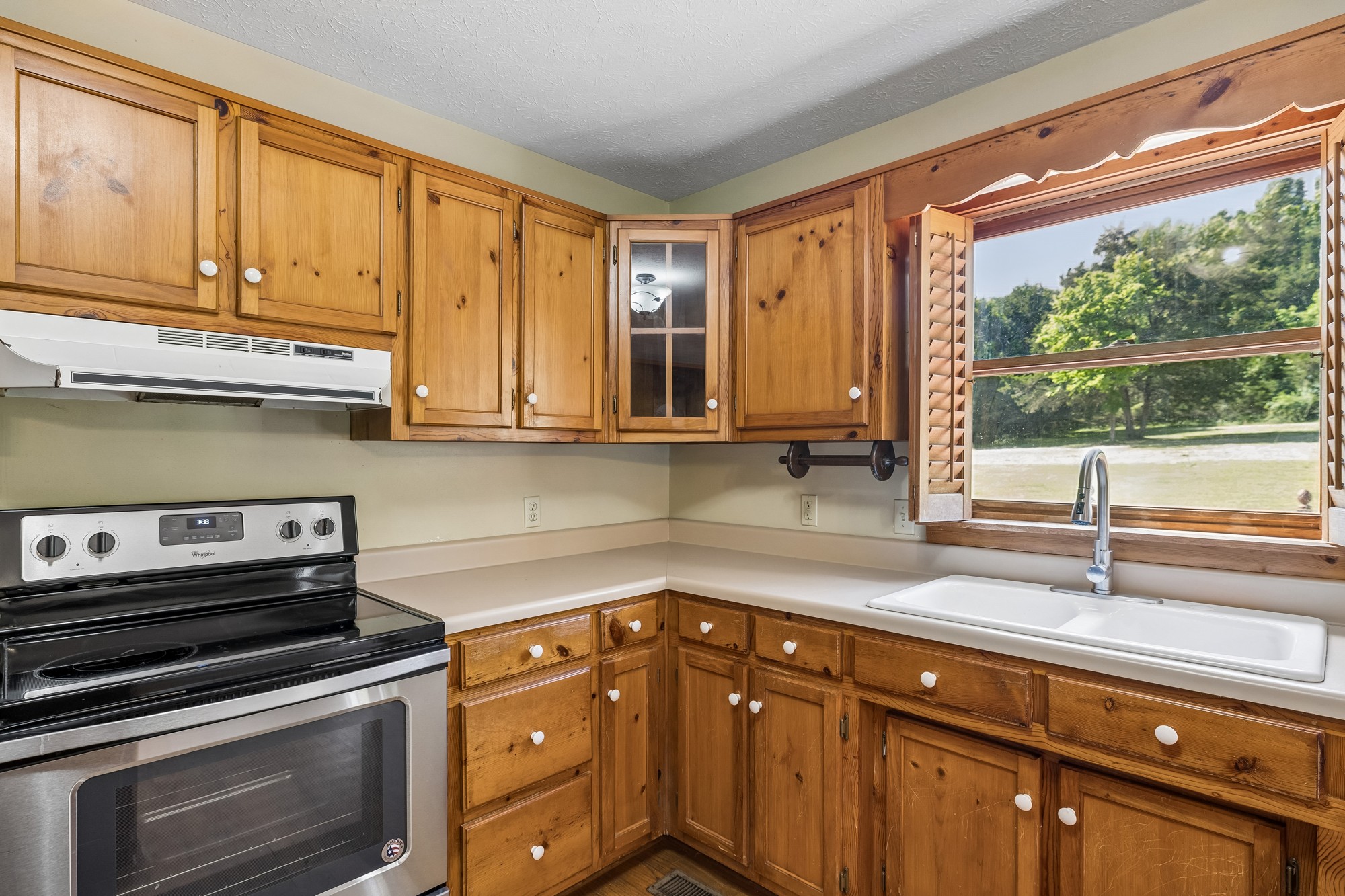 1650 Dickens Hill Road Bradyville, TN 37026 - Photo 25 of 88