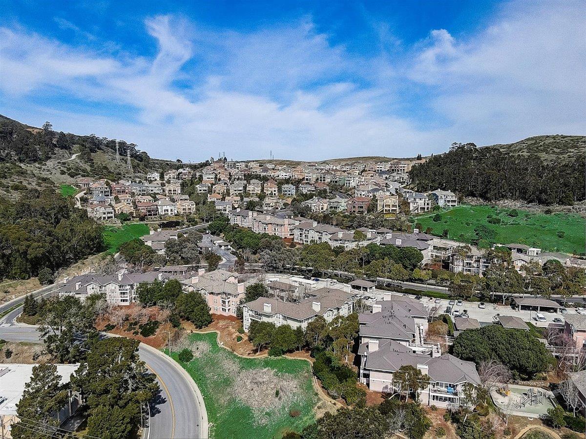633 Swallowtail Court Brisbane, CA 94005 - Photo 41 of 42 an aerial view of a city