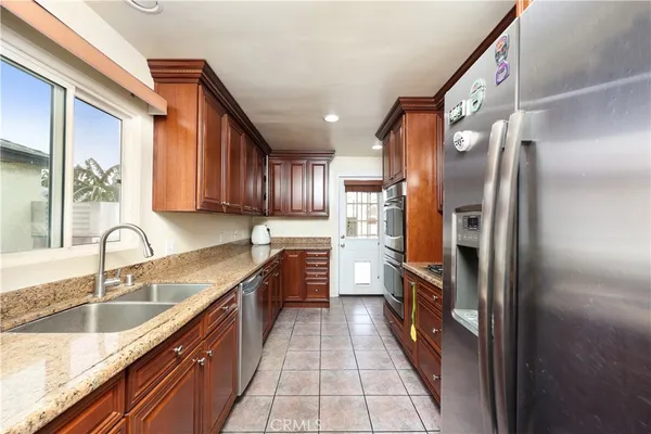 $755,000 | 11702 Utah Avenue, South Gate, CA 90280