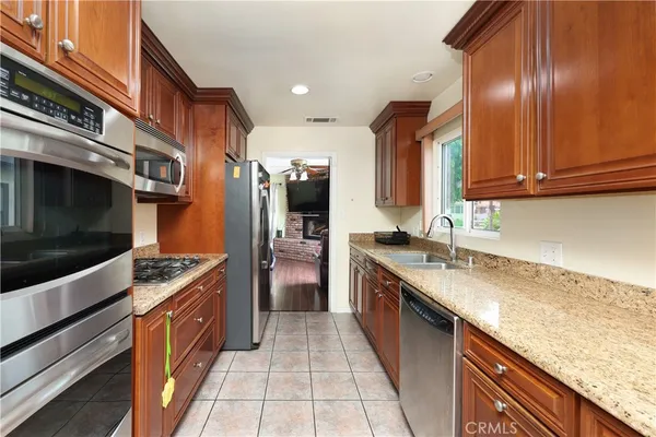 $755,000 | 11702 Utah Avenue, South Gate, CA 90280