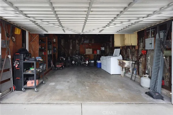 $755,000 | 11702 Utah Avenue, South Gate, CA 90280