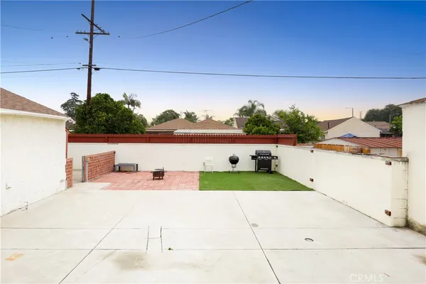 $755,000 | 11702 Utah Avenue, South Gate, CA 90280