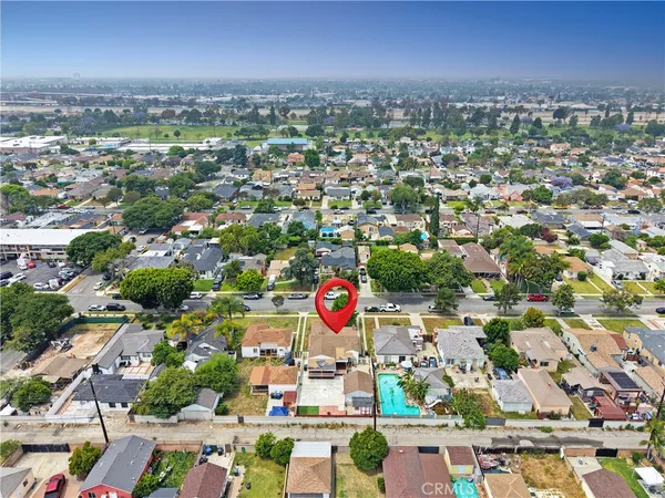 $755,000 | 11702 Utah Avenue, South Gate, CA 90280