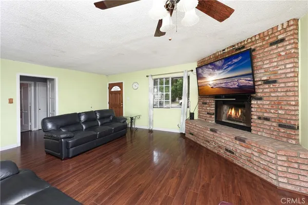 $755,000 | 11702 Utah Avenue, South Gate, CA 90280