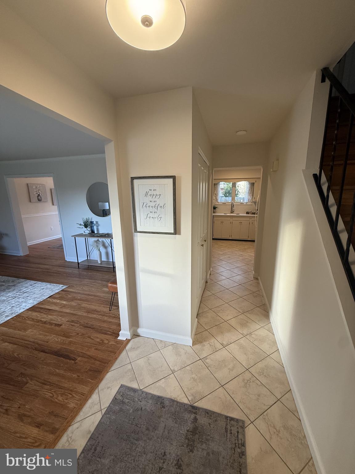513 Pershing Road Hockessin, DE 19707 - Photo 5 of 17 a view interior of the house