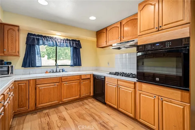 $489,990 | 39828 San Francisquito Canyon Road, Green Valley, CA 91390