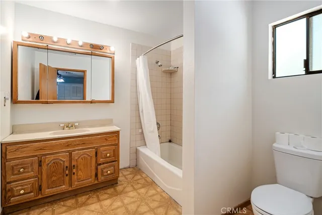 $489,990 | 39828 San Francisquito Canyon Road, Green Valley, CA 91390