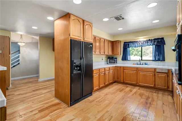 $489,990 | 39828 San Francisquito Canyon Road, Green Valley, CA 91390