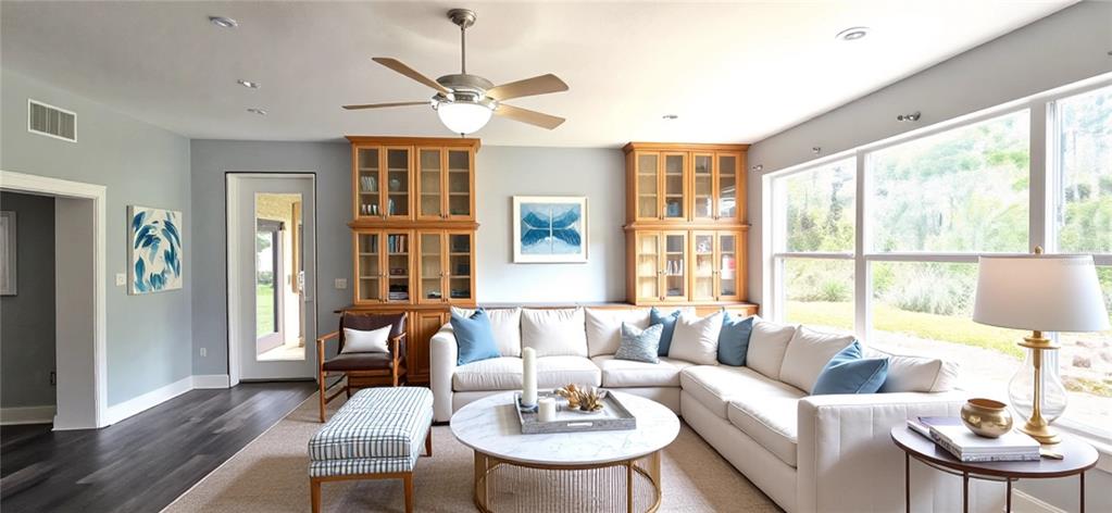 2766 Duffer Road Sebring, FL 33872 - Photo 24 of 63 a living room with furniture and a large window
