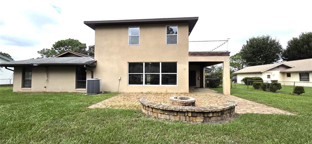 2766 Duffer Road Sebring, FL 33872 - Photo 4 of 63 a front view of a house with a yard