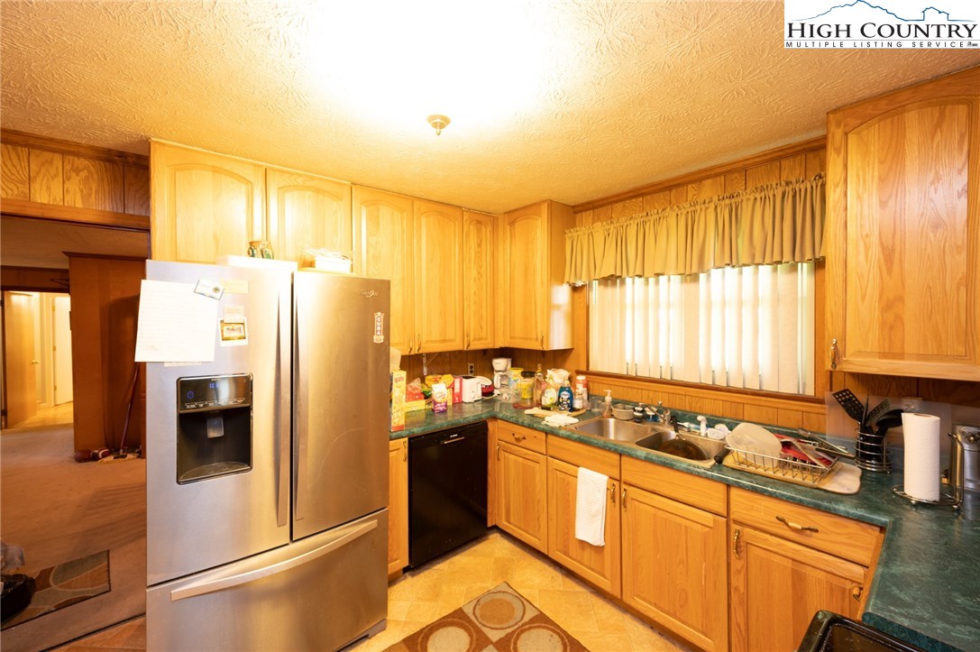 246 Dusty Road Boone, NC 28607 - Photo 15 of 32 Gallery Image 15