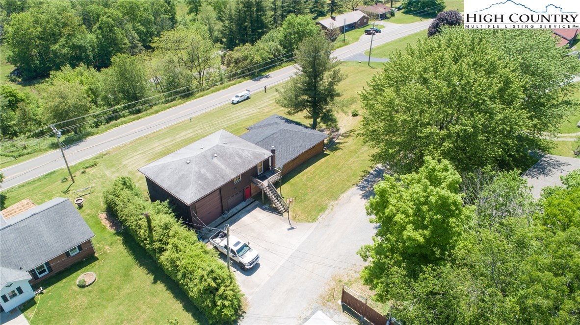 246 Dusty Road Boone, NC 28607 - Photo 3 of 32 Gallery Image 3