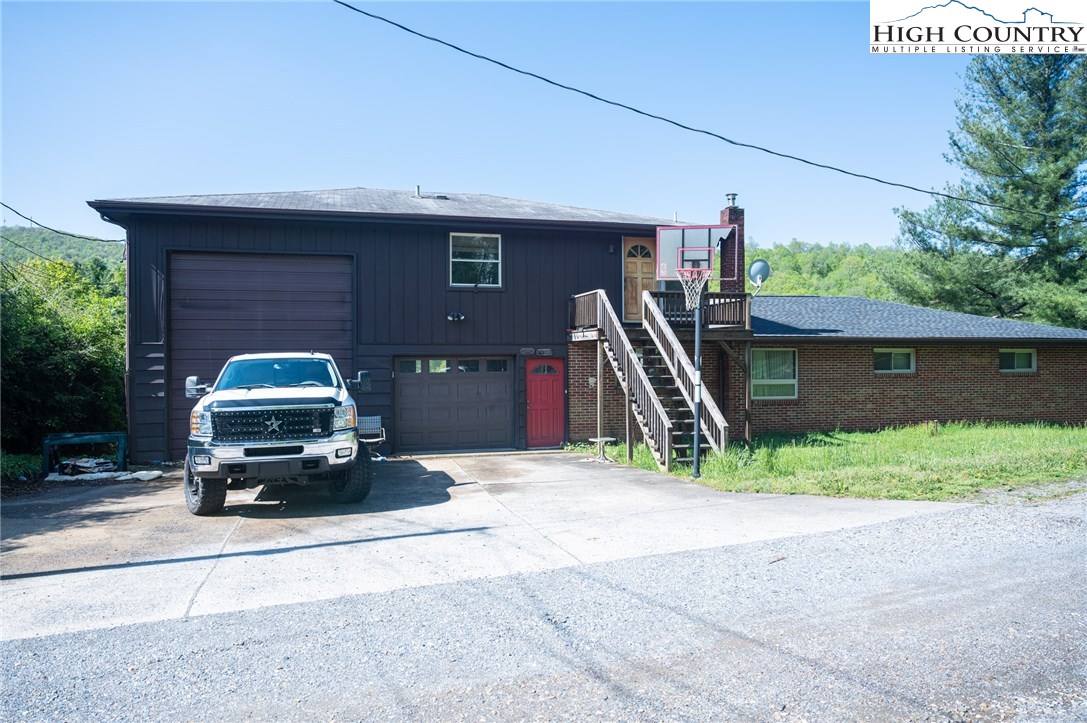 246 Dusty Road Boone, NC 28607 - Photo 6 of 32 Gallery Image 6