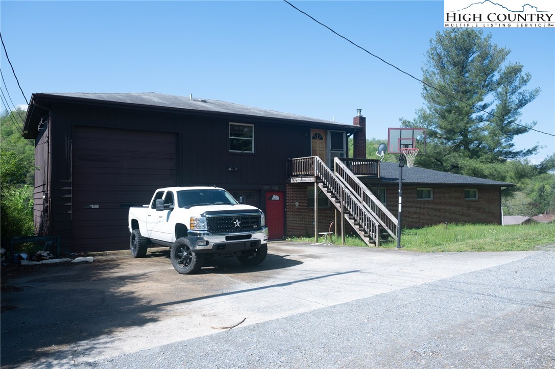 246 Dusty Road Boone, NC 28607 - Photo 7 of 32 Gallery Image 7