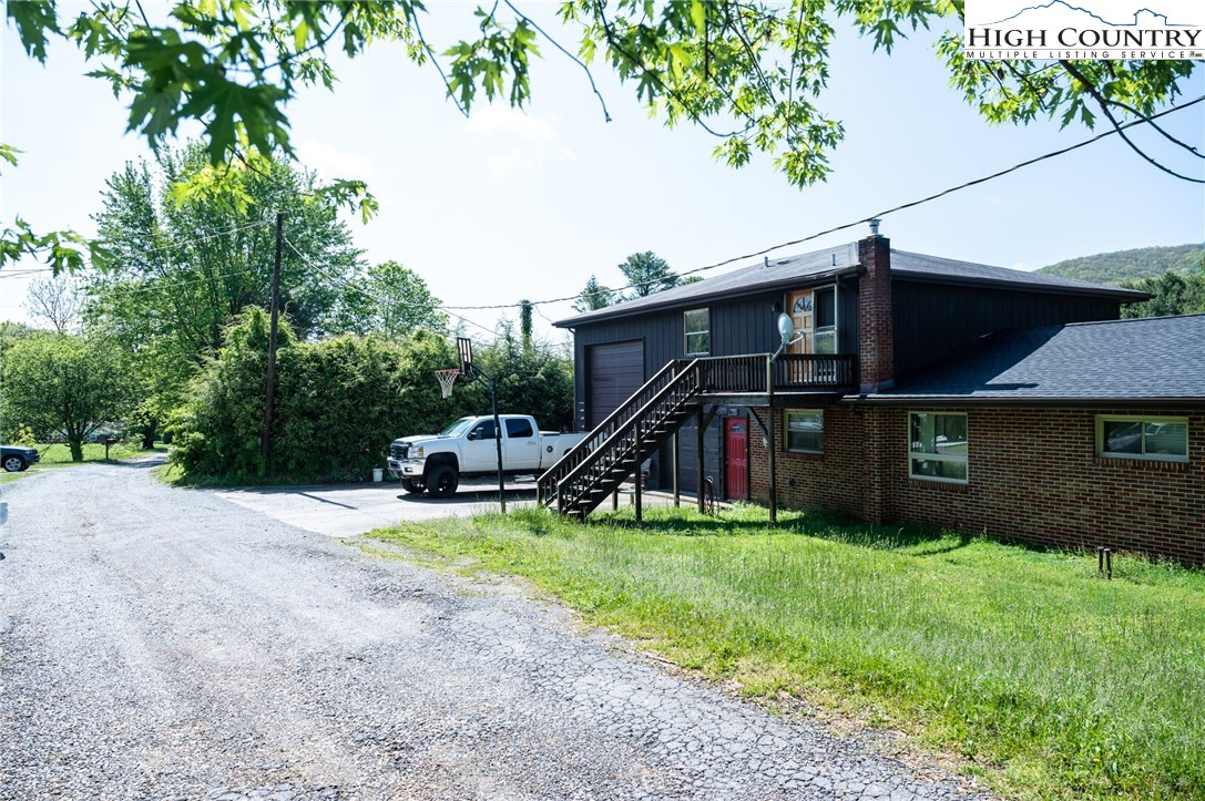 246 Dusty Road Boone, NC 28607 - Photo 8 of 32 Gallery Image 8