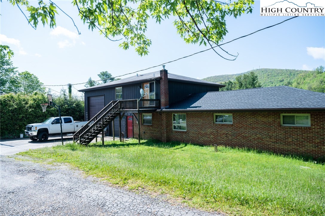 246 Dusty Road Boone, NC 28607 - Photo 9 of 32 Gallery Image 9