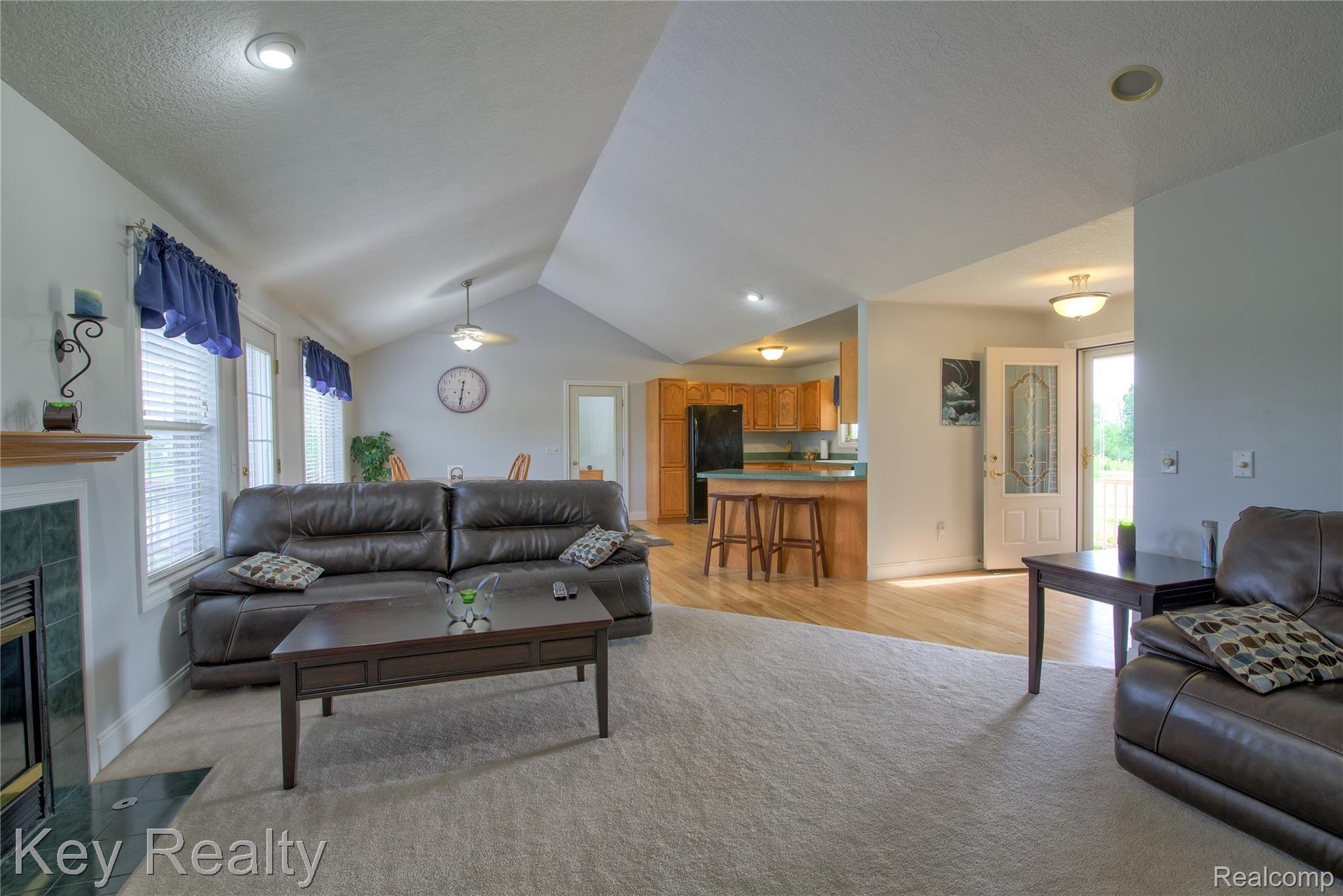 12936 Pine Ridge Drive Carleton, MI 48117 - Photo 22 of 36 smaller 12936 Pine Ridge-29.jpg