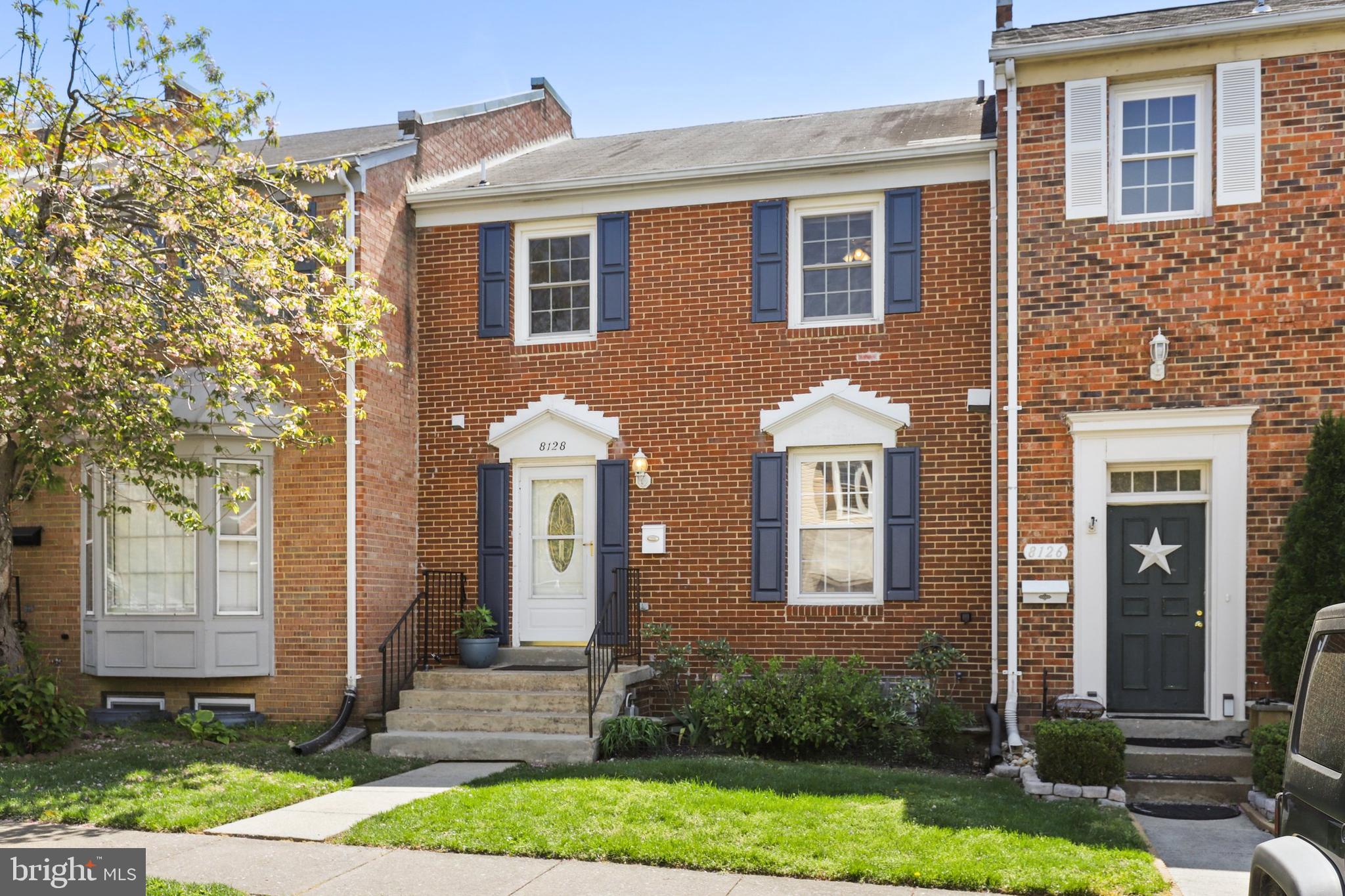 8128 Sleepy View Lane Springfield, VA 22153 - Photo 2 of 35 Gallery Image 2