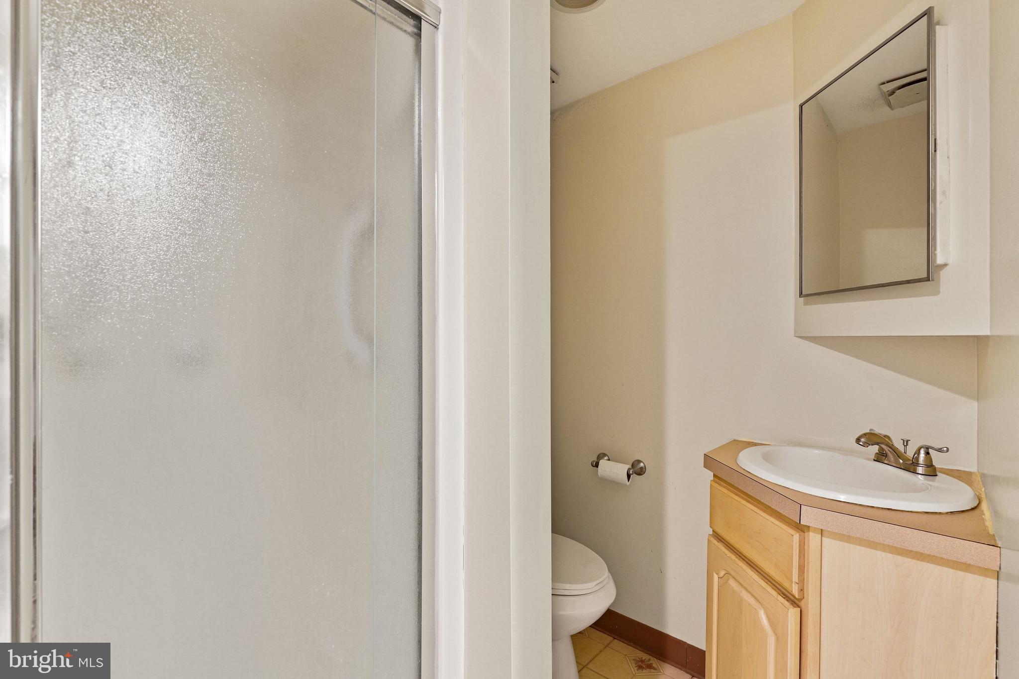 8128 Sleepy View Lane Springfield, VA 22153 - Photo 28 of 35 Gallery Image 28