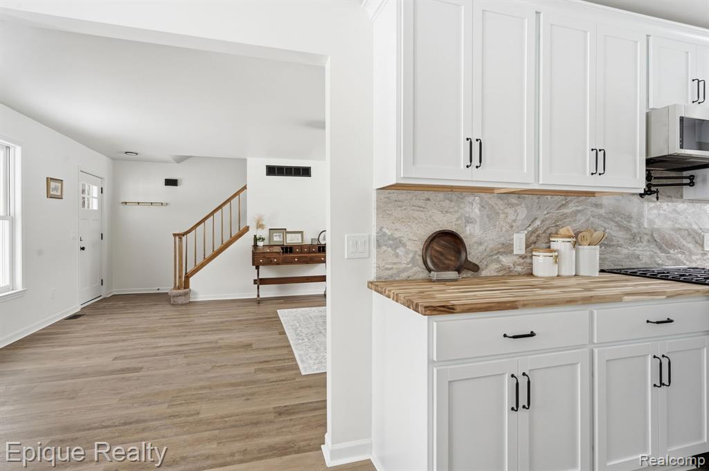 8680 Oak Hill Road Clarkston, MI 48348 - Photo 39 of 52 Gallery Image 39