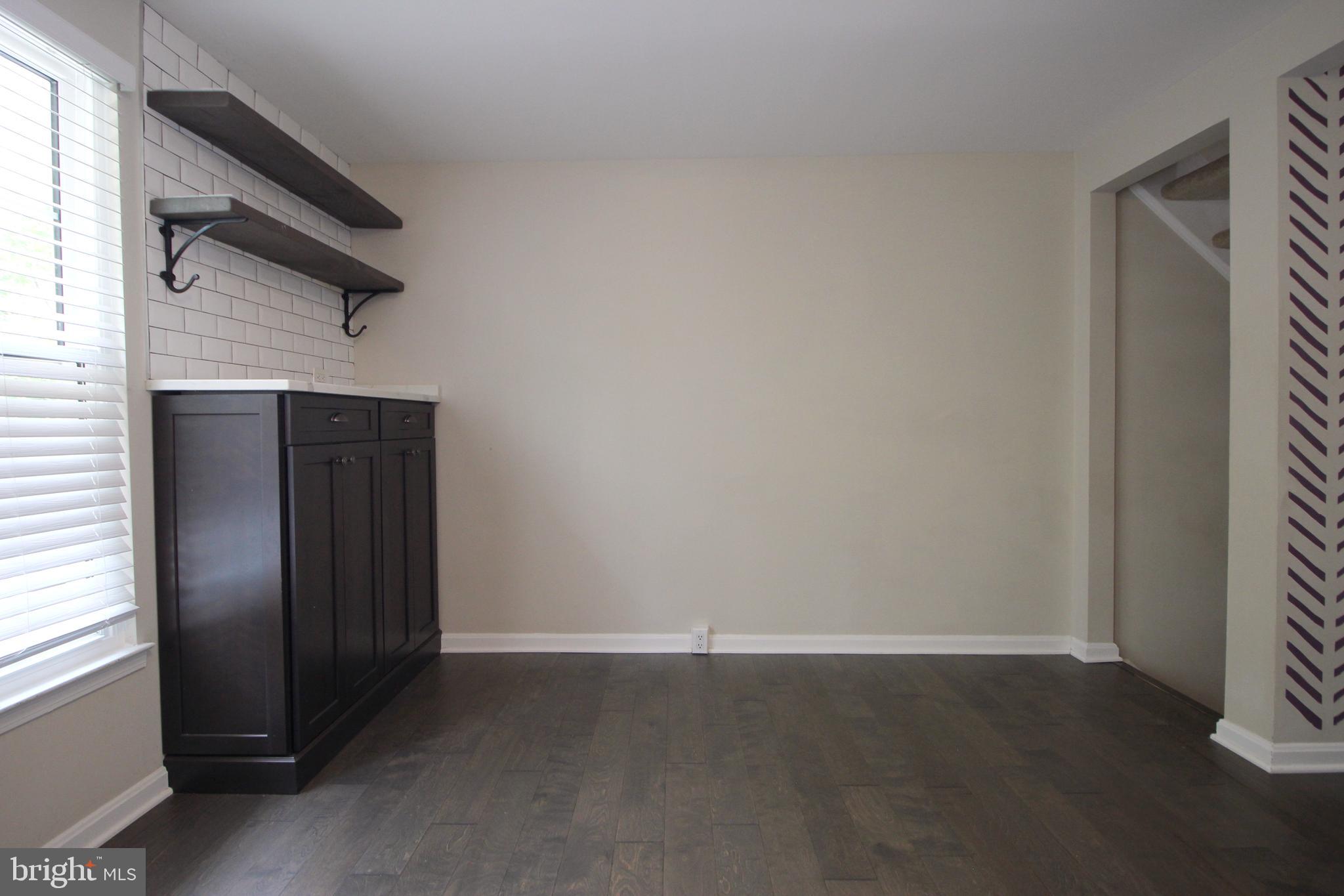 11916 Fieldthorn Court Reston, VA 20194 - Photo 12 of 28 Gallery Image 12