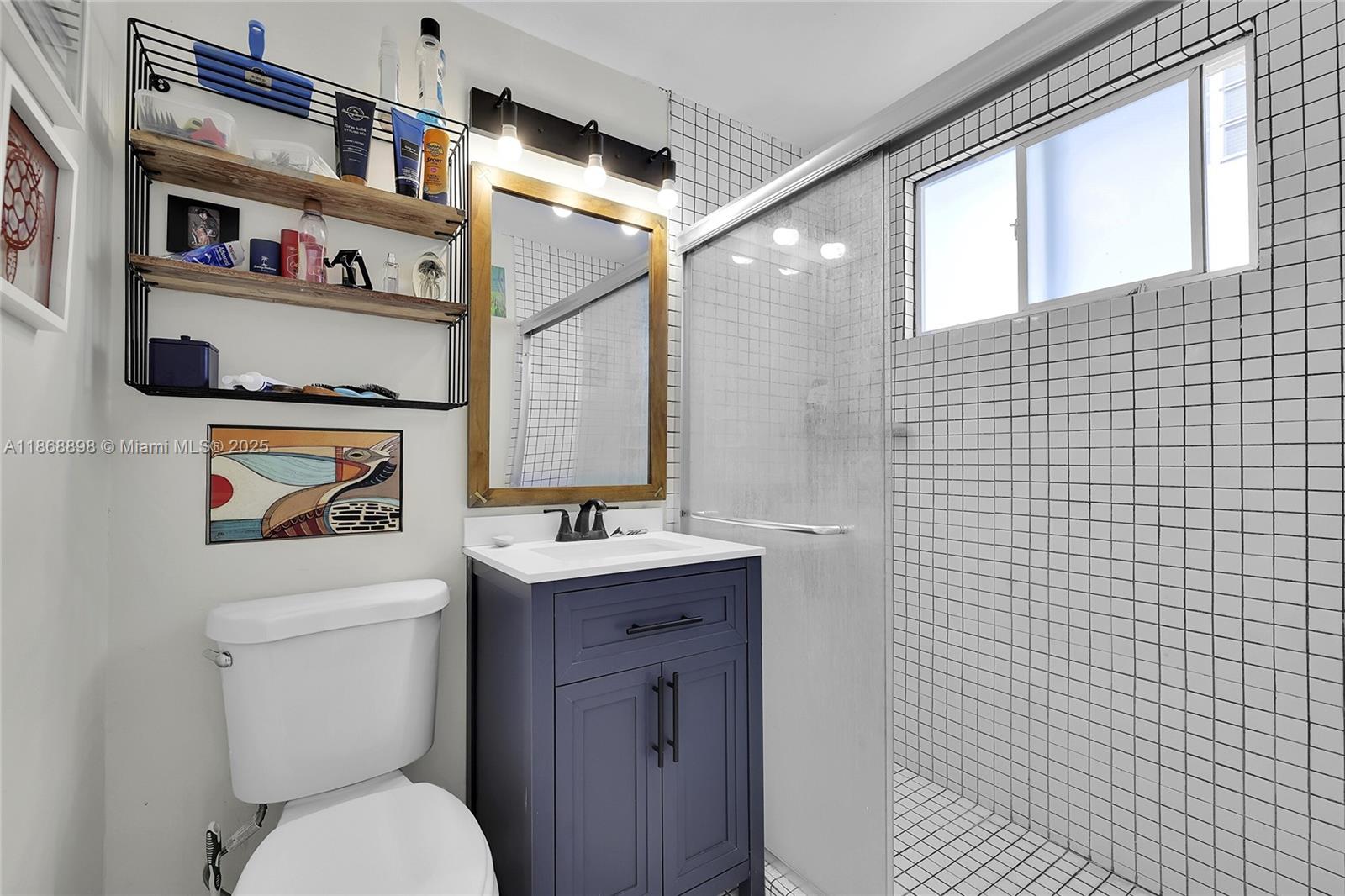 4730 Pine Tree Drive, Unit 14 Miami Beach, FL 33140 - Photo 16 of 32