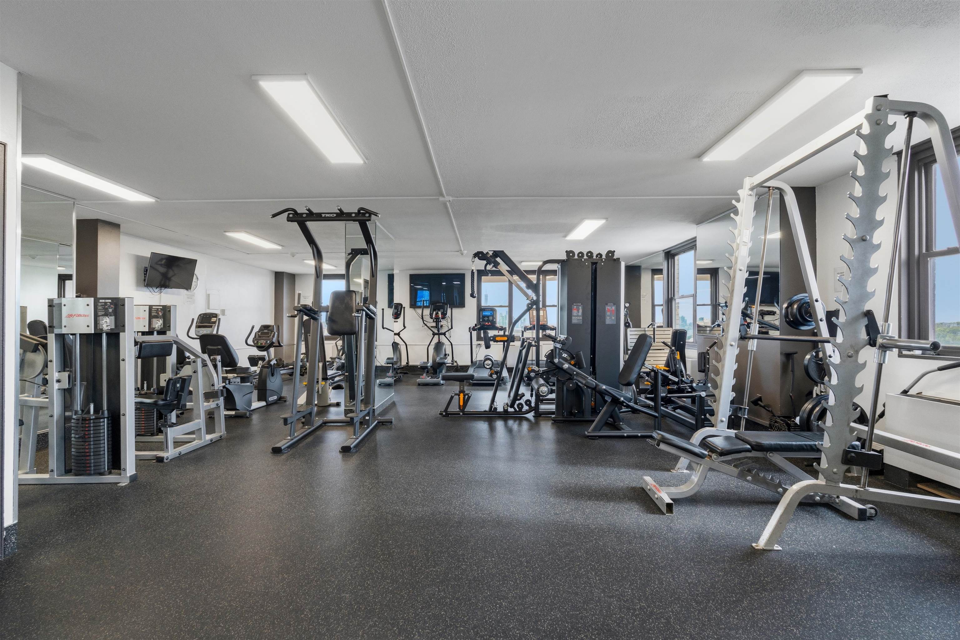 380 Mountain Road, Unit 1407 Union City, NJ 07087 - Photo 17 of 19