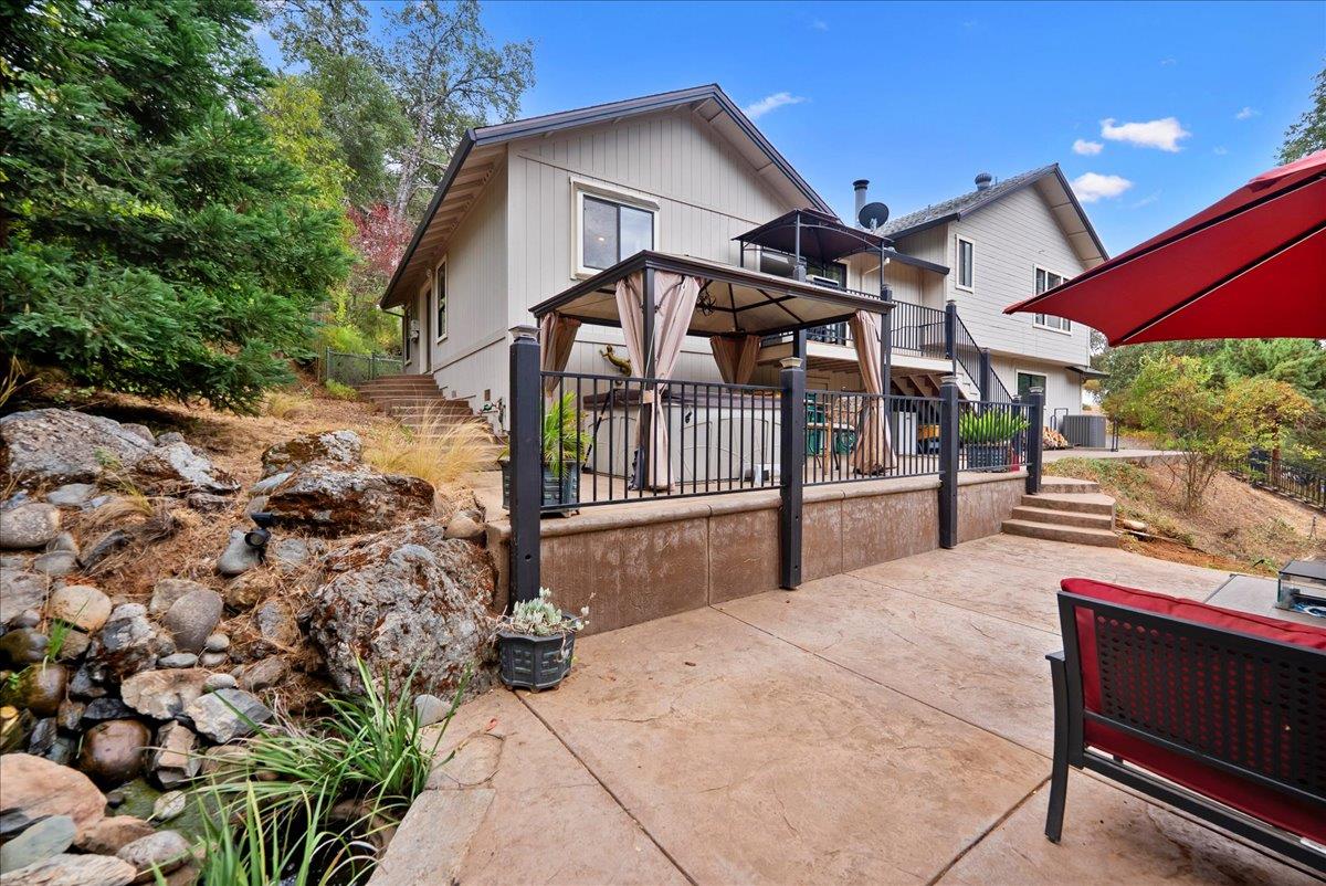 2527 Dynamic Way Rescue, CA 95672 - Photo 24 of 37 a view of a house with a yard and porch