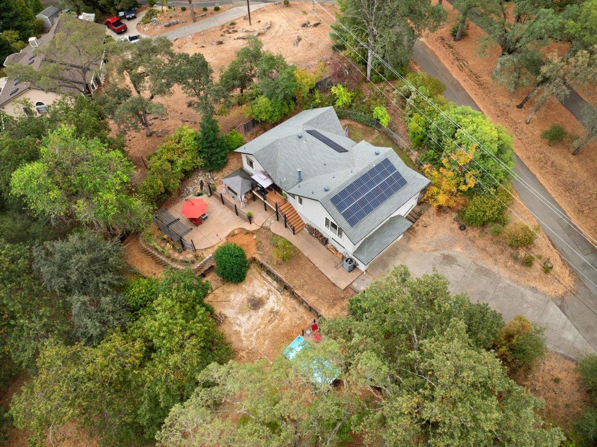 2527 Dynamic Way Rescue, CA 95672 - Photo 37 of 37 an aerial view of a house with a yard