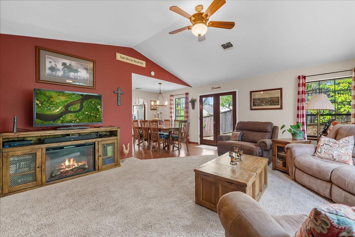 2527 Dynamic Way Rescue, CA 95672 - Photo 4 of 37 a living room with furniture and a flat screen tv